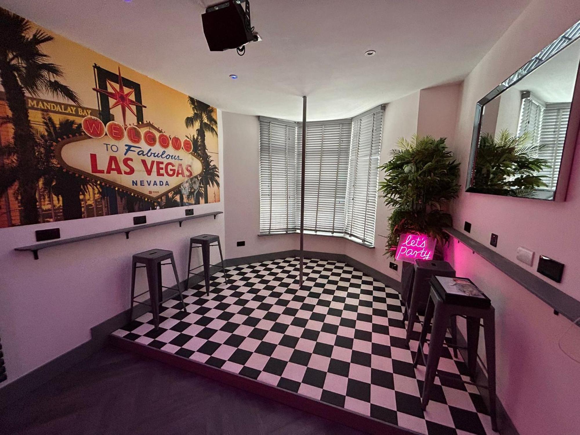 The White House Vegas Suites Blackpool Eksteriør bilde