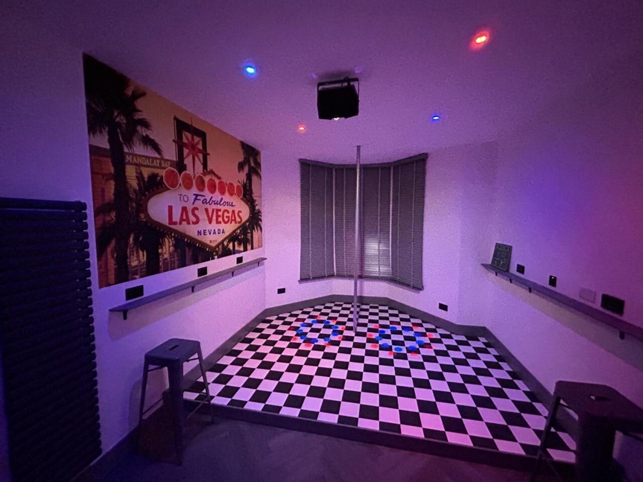 The White House Vegas Suites Blackpool Eksteriør bilde