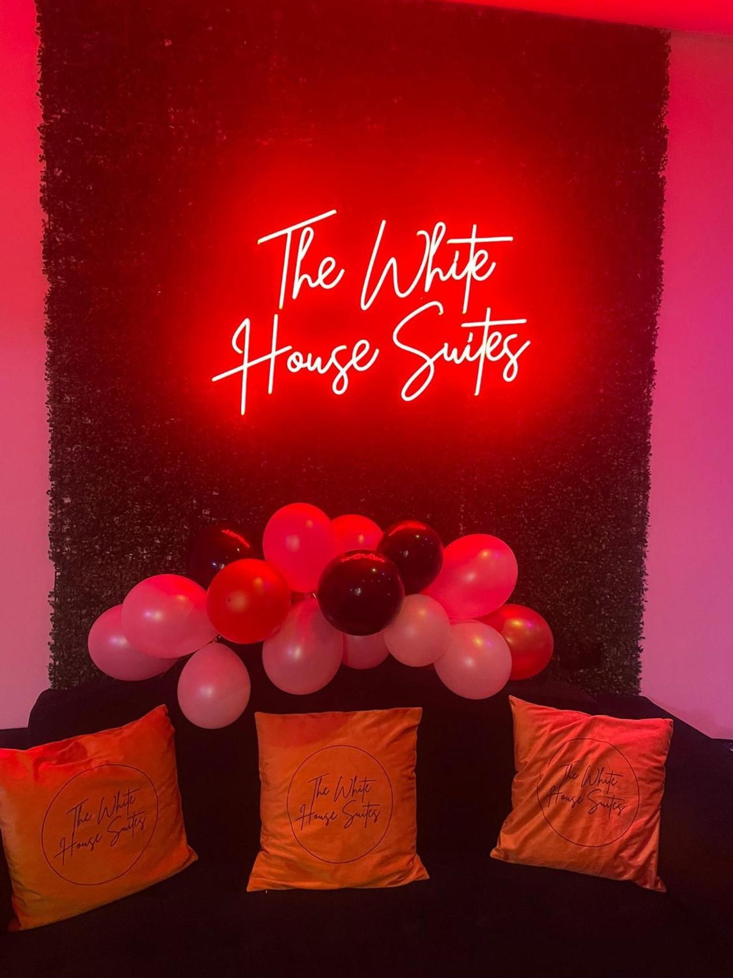 The White House Vegas Suites Blackpool Eksteriør bilde
